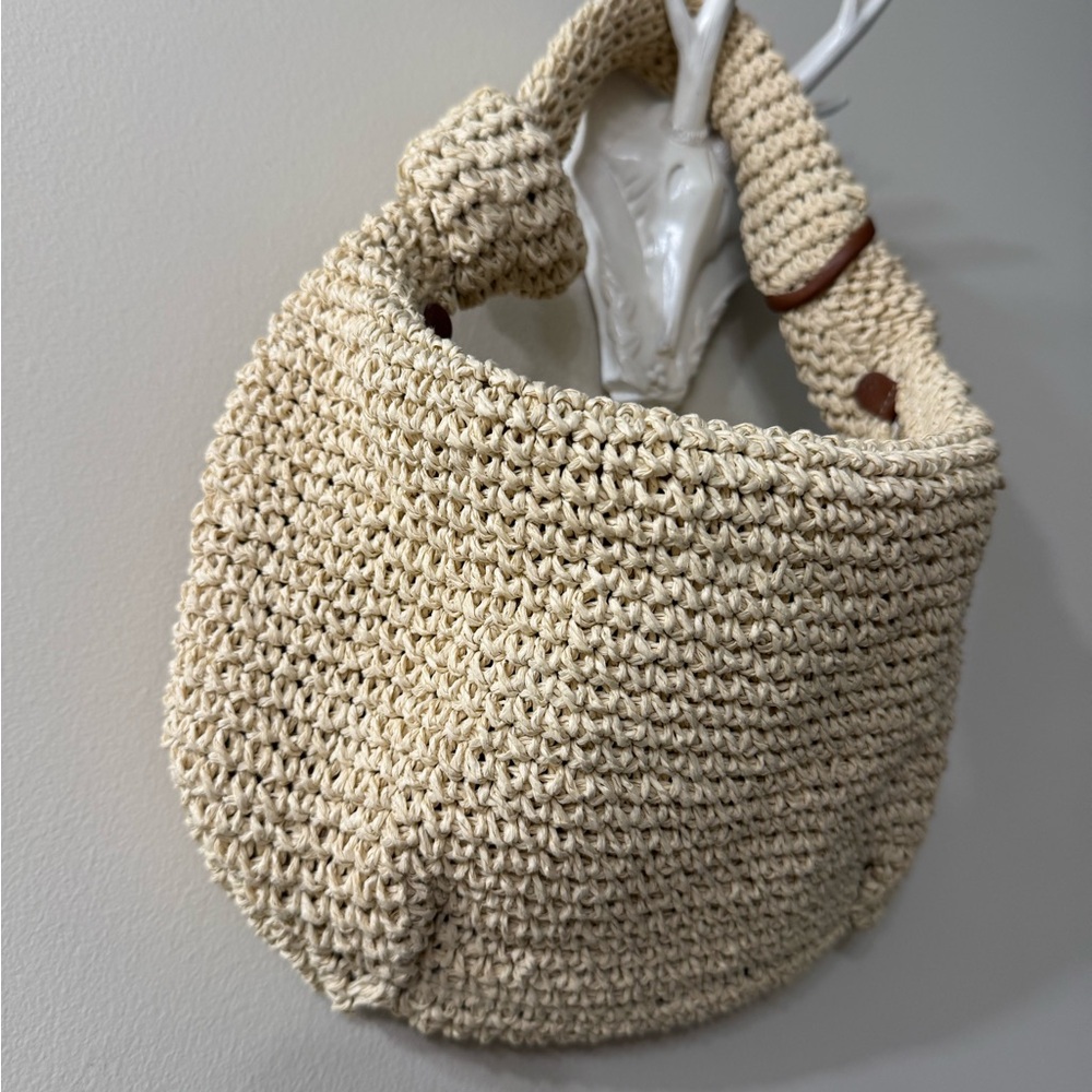 BTB Los Angeles Straw Raffia Lucia Knotted Hobo Bag - Picture 5 of 10